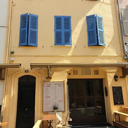La Terrasse Apartment *